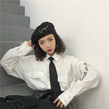 Koreanische Outfit-Krawatte